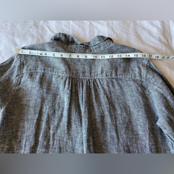 CP Shades Teton Linen Chambray Tunic - Picture 6 of 11